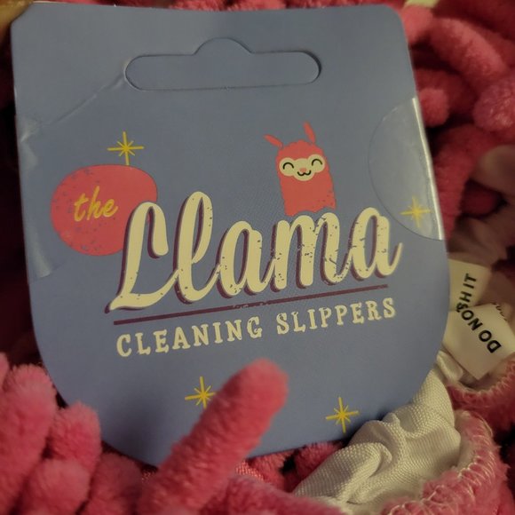 Llama Cleaning Slippers - Picture 9 of 9